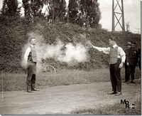 736pxTesting_bulletproof_vest_1923.jpg